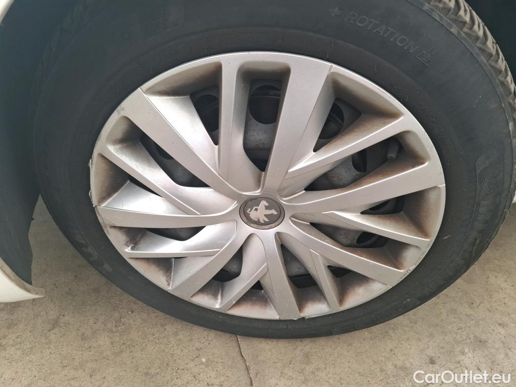  Peugeot  308  Premium Pack 1.5 HDi 130CV BVM6 E6dT #28