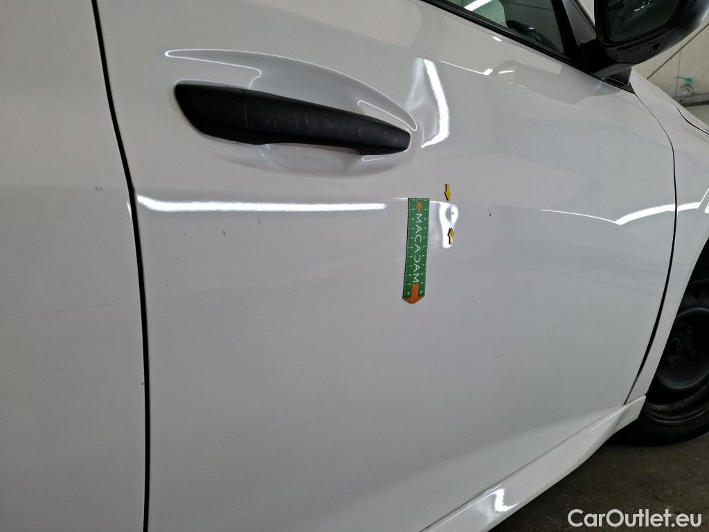  Peugeot  208  Premium 1.5 HDi 100CV BVM6 E6d #46