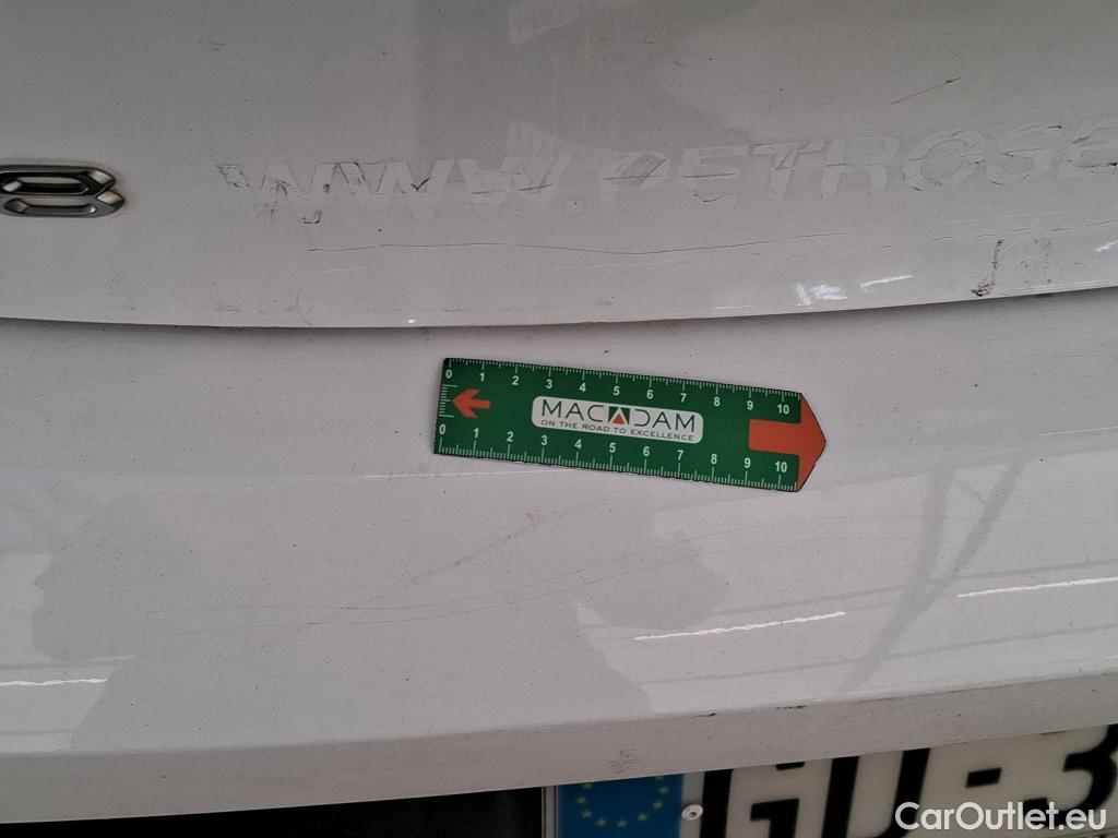  Peugeot  208  Premium 1.5 HDi 100CV BVM6 E6d #17
