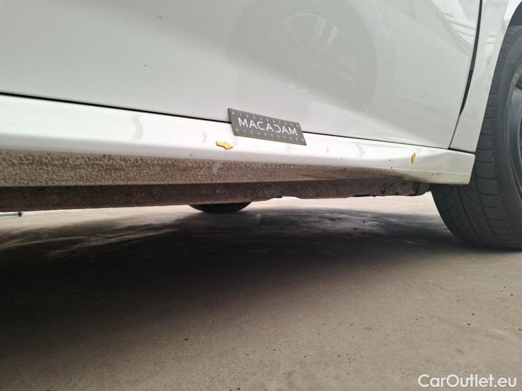  Peugeot  208  Premium 1.5 HDi 100CV BVM6 E6d #19