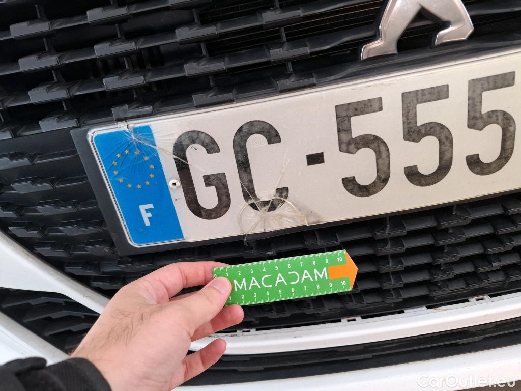  Peugeot  208  Premium 1.5 HDi 100CV BVM6 E6d #60