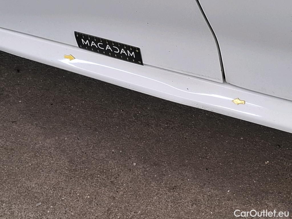  Peugeot  208  Premium 1.5 HDi 100CV BVM6 E6d #17