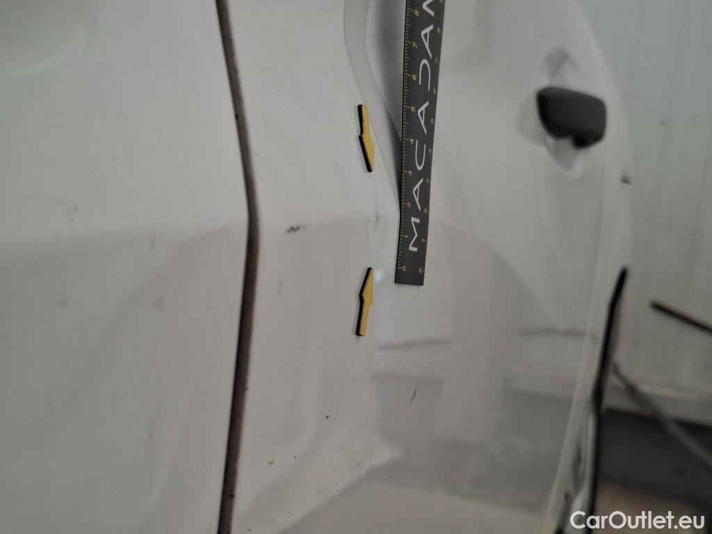  Peugeot  208  Premium 1.5 HDi 100CV BVM6 E6d #54