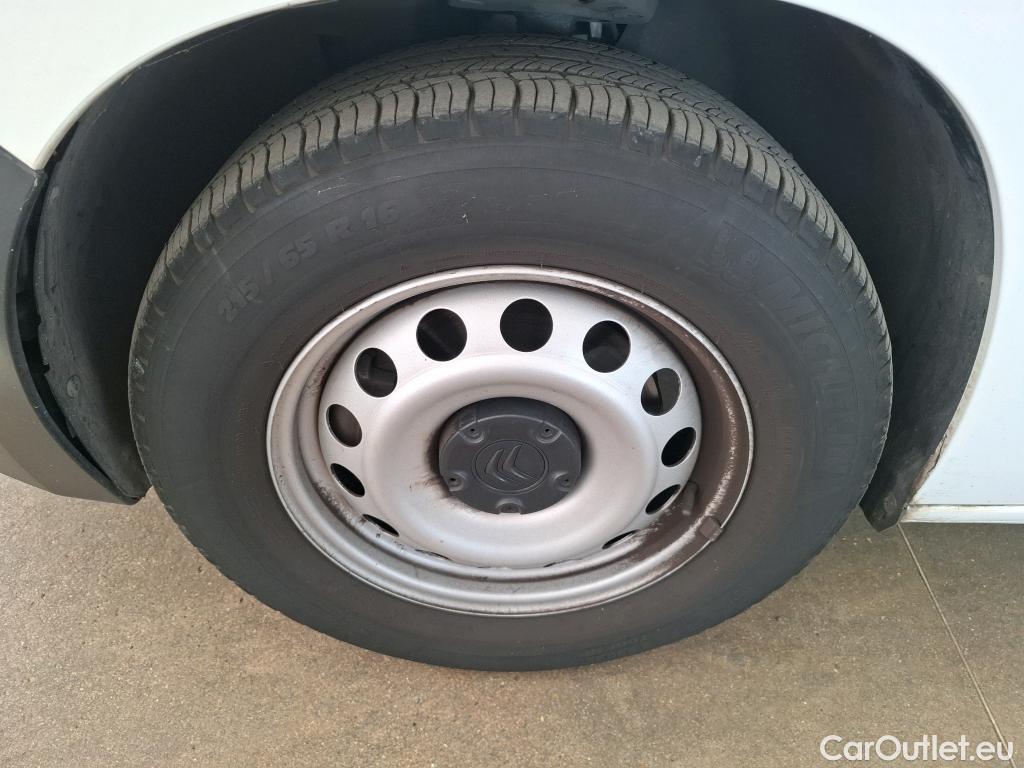  Citroen  Berlingo  Fourgon Worker M 1000 1.2 PureTech 130CV BVA8 E6d #35