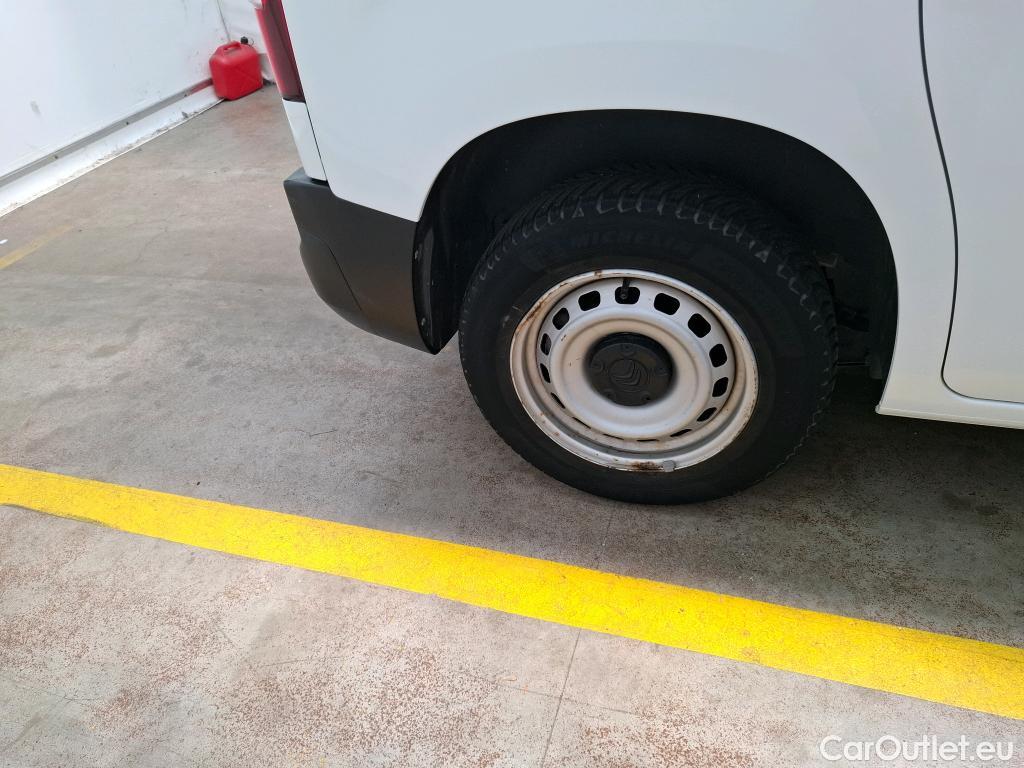  Citroen  Berlingo  Fourgon Driver M 650 1.5 BlueHDi 100CV BVM6 E6d #9