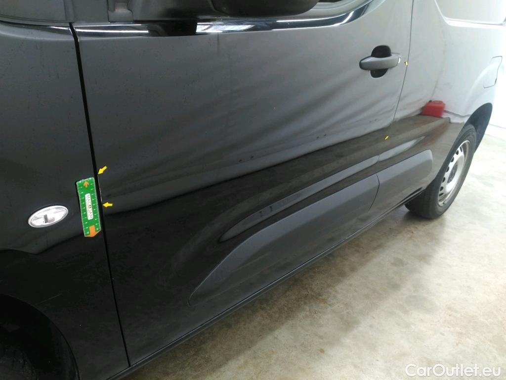  Citroen  Berlingo  Fourgon Club M 1000 1.5 BlueHDi 130CV BVA8 E6dT #37