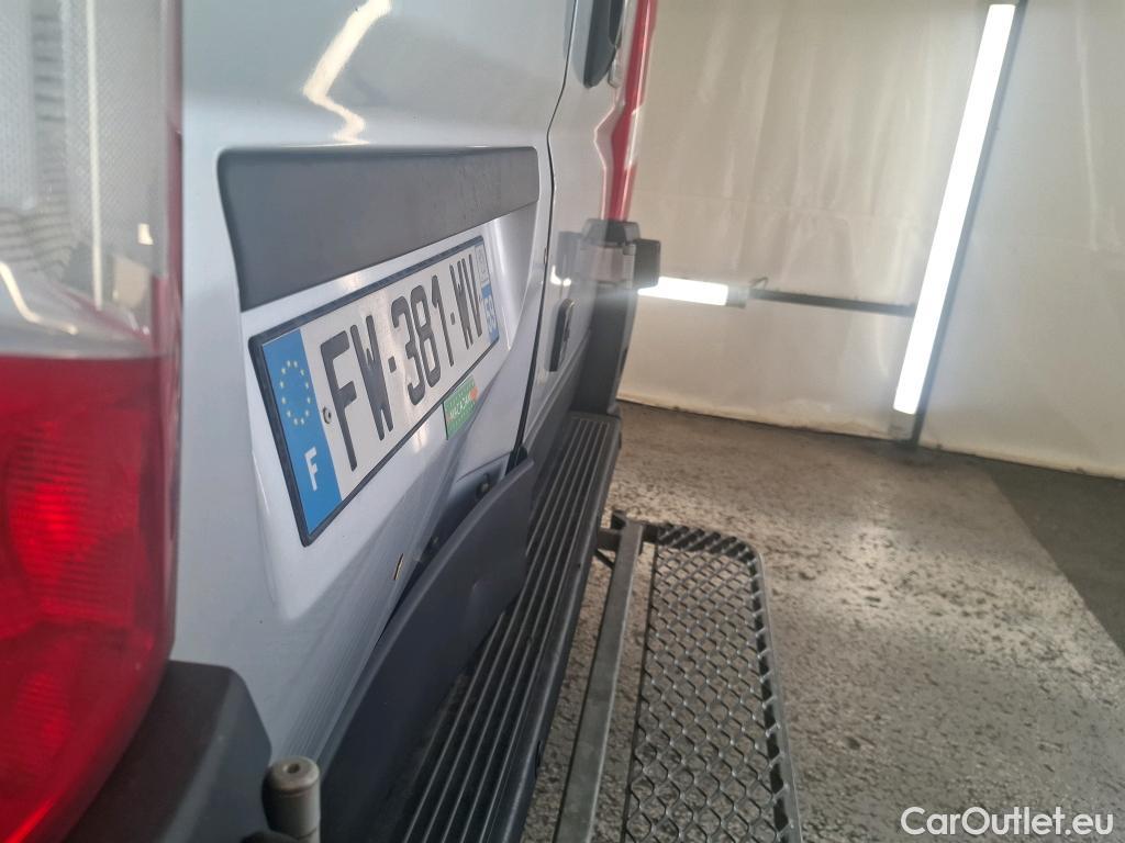  Fiat  Ducato FIAT  / 2014 / 4P / Fourgon tôlé 2.3 Multijet 140 3.5 C H2 Pro Lounge #3