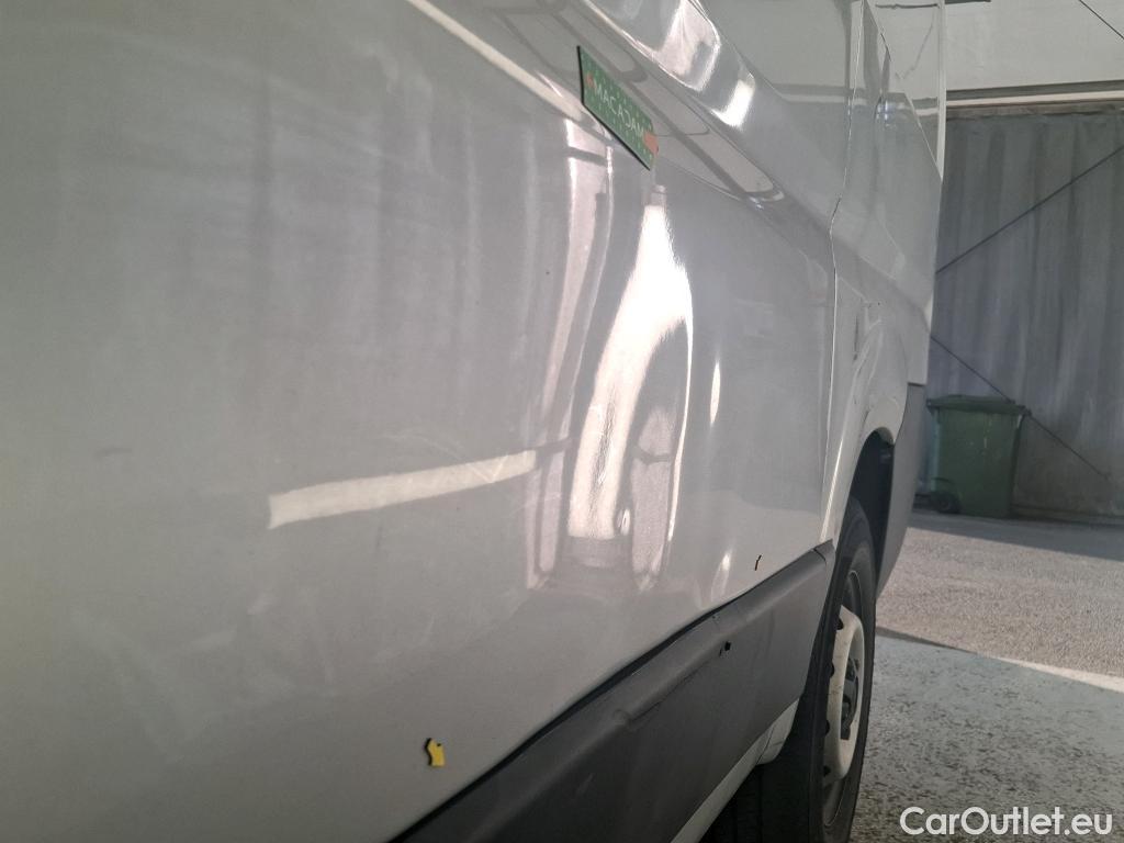  Fiat  Ducato FIAT  / 2014 / 4P / Fourgon tôlé 2.3 Multijet 140 3.5 C H2 Pro Lounge #10