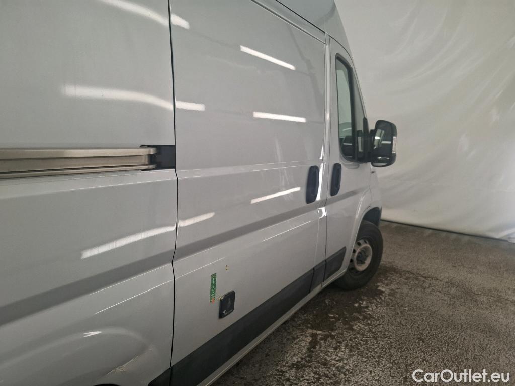  Fiat  Ducato FIAT  / 2014 / 4P / Fourgon tôlé 2.3 Multijet 140 3.5 C H2 Pro Lounge #57