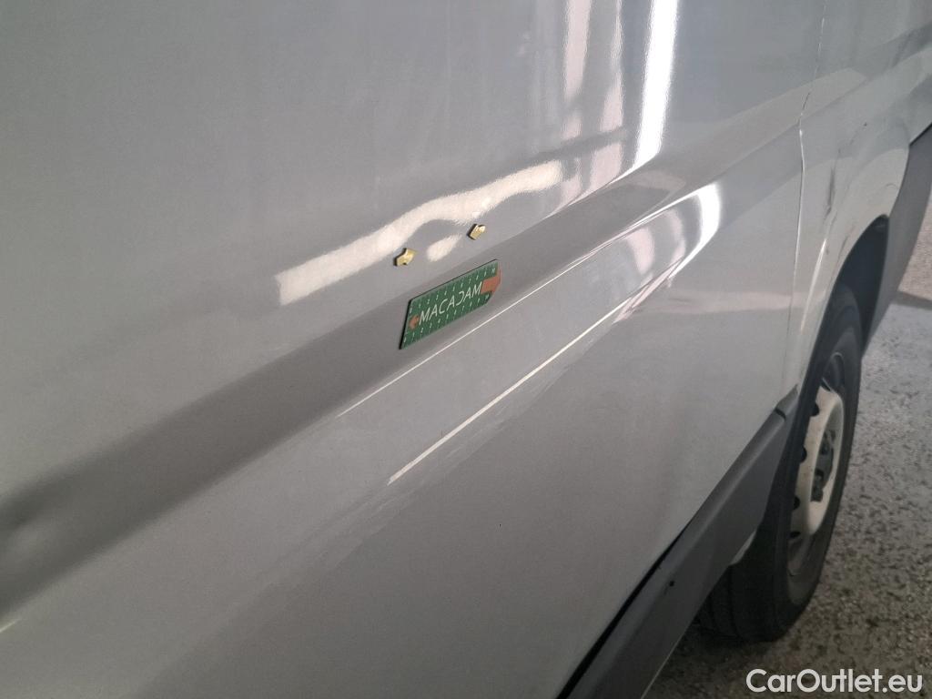  Fiat  Ducato FIAT  / 2014 / 4P / Fourgon tôlé 2.3 Multijet 140 3.5 C H2 Pro Lounge #7