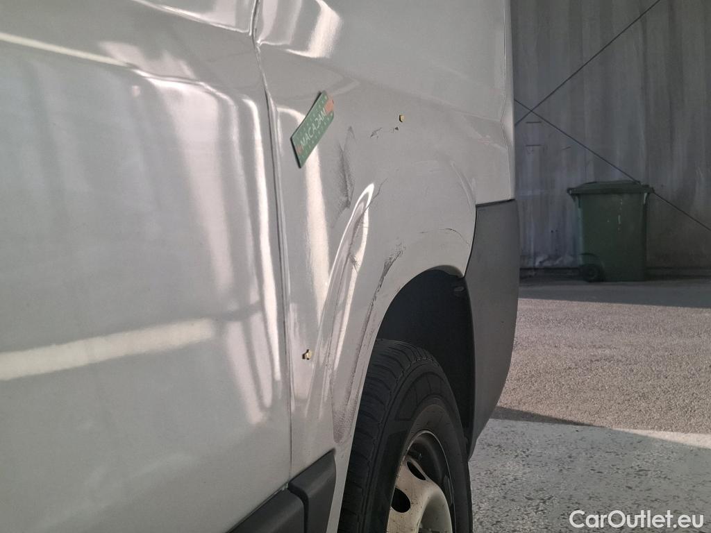  Fiat  Ducato FIAT  / 2014 / 4P / Fourgon tôlé 2.3 Multijet 140 3.5 C H2 Pro Lounge #18