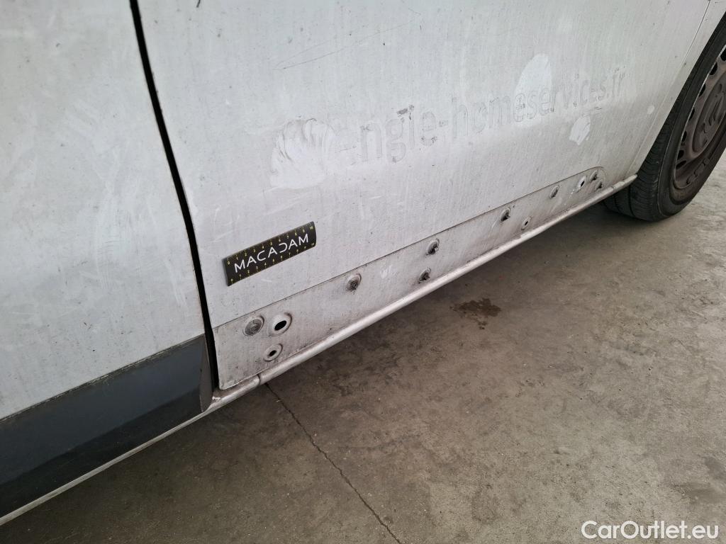  Citroen  Jumpy  Fourgon Club XS 1.5 BlueHDi 100CV BVM6 E6dT #75