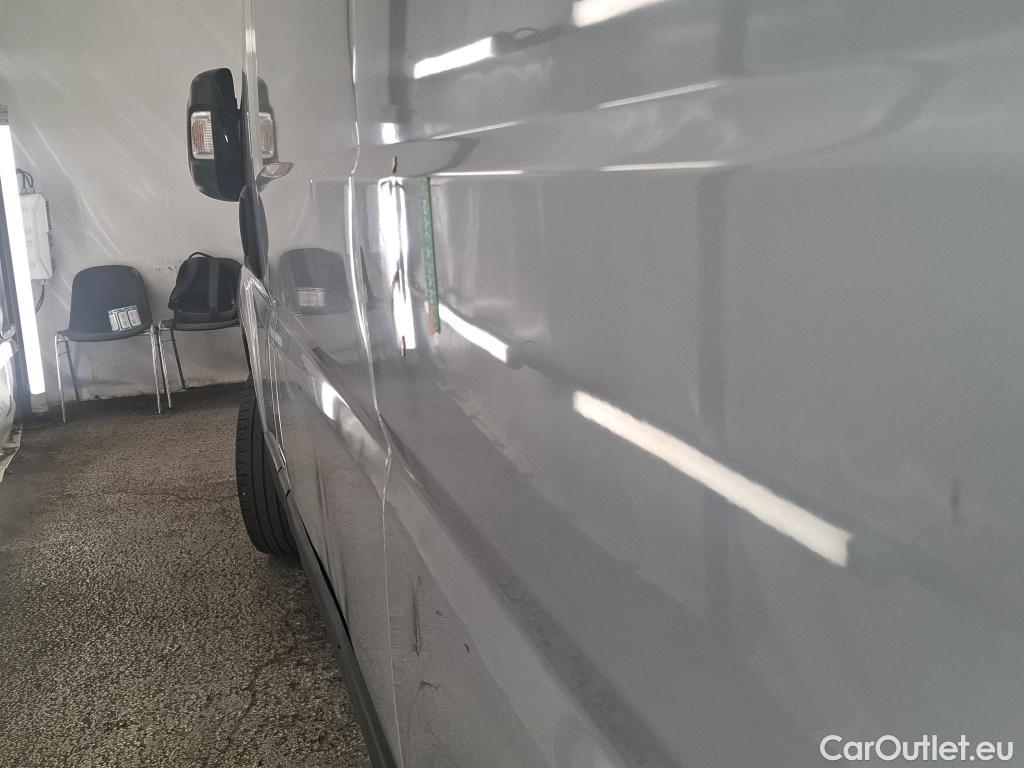  Fiat  Ducato FIAT  / 2014 / 4P / Fourgon tôlé 2.3 Multijet 140 3.5 C H2 Pro Lounge #19