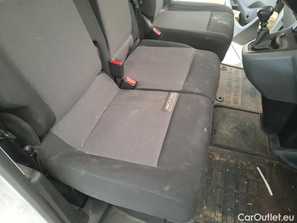  Peugeot  Expert  Fourgon Asphalt Standard 2.0 HDi 145CV BVM6 E6d #40