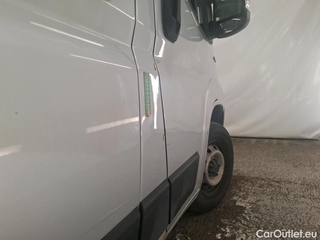  Fiat  Ducato FIAT  / 2014 / 4P / Fourgon tôlé 2.3 Multijet 140 3.5 C H2 Pro Lounge #74