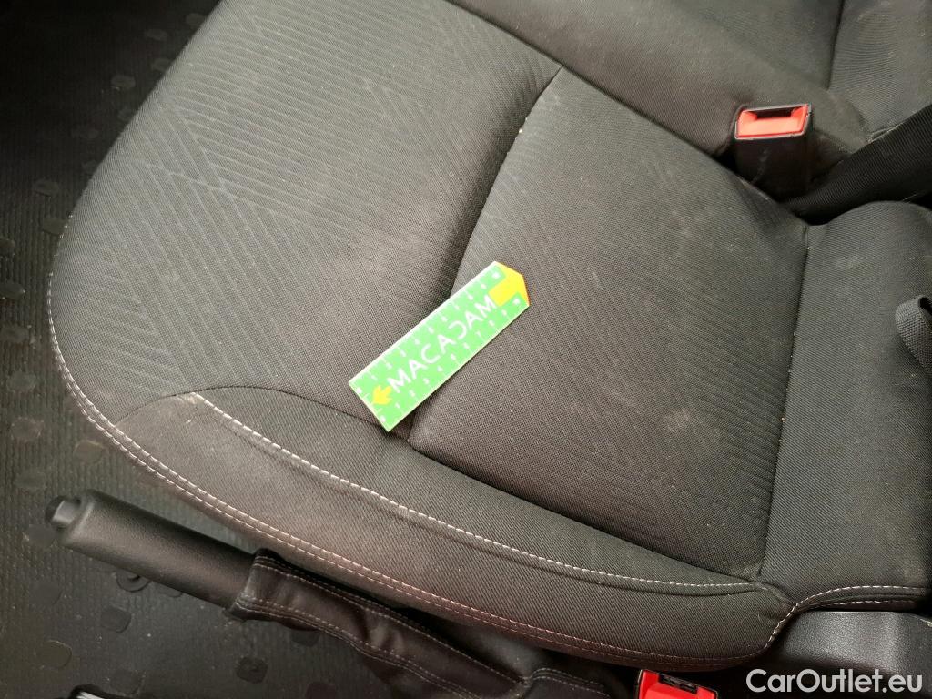  Renault  Trafic RENAULT  / 2019 / 4P / Fourgon tole FG GCF L1H1 1000 Energy dCi 145 EDC #16