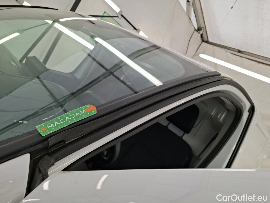  Renault  Trafic  Fourgon L1H1 3T Grand Confort 2.0 dCi 130CV BVM6 E6d #38