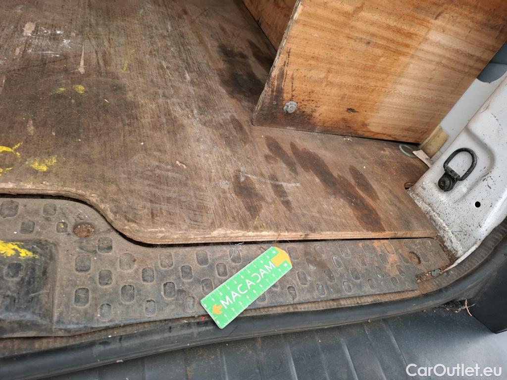  Renault  Trafic  Fourgon L1H1 3T Grand Confort 2.0 dCi 130CV BVM6 E6d #26
