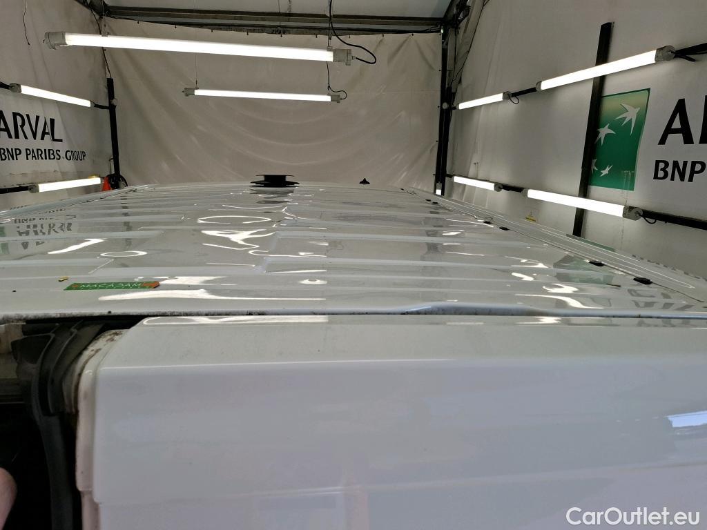  Renault  Trafic  Fourgon L1H1 3T Grand Confort 2.0 dCi 130CV BVM6 E6d #3