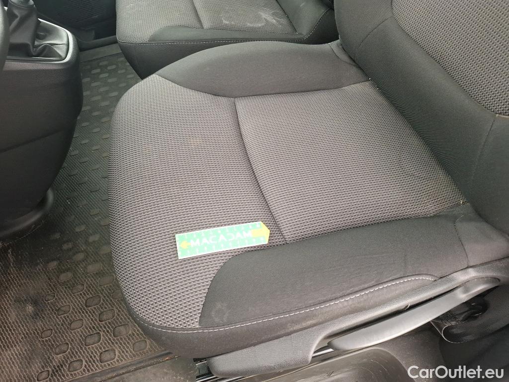  Renault  Trafic  III Fourgon L2H1 3T Confort 2.0 dCi 130CV BVM6 E6d #32
