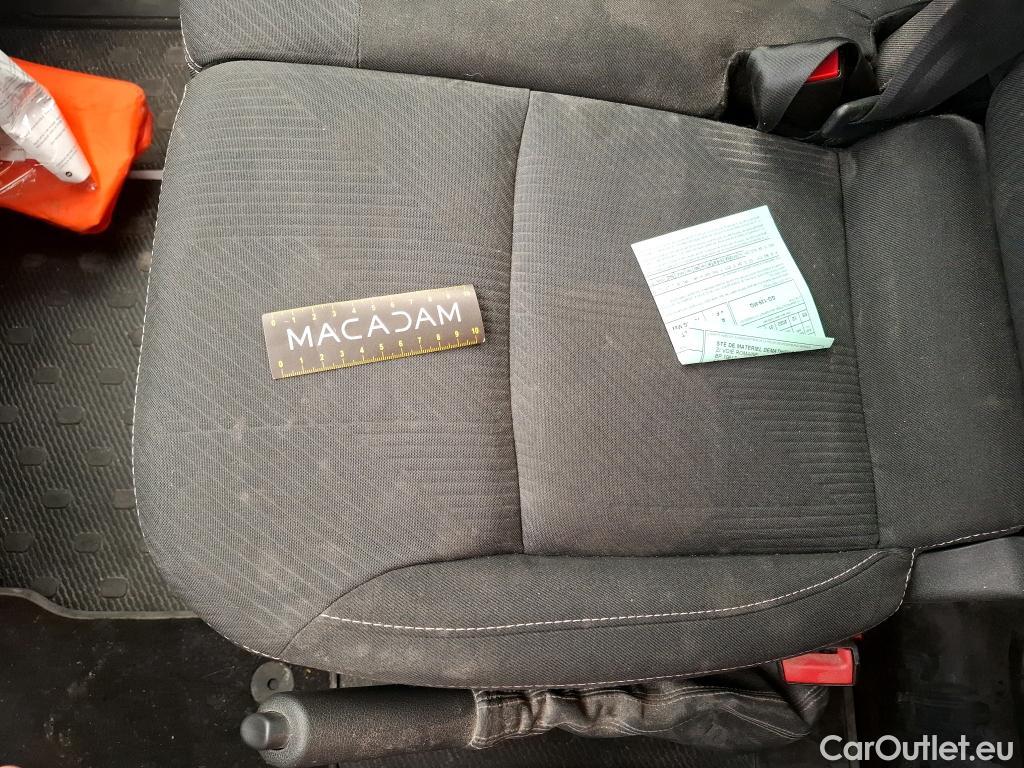  Renault  Trafic  Fourgon L2H1 1300 Confort 1.6 dCi #41