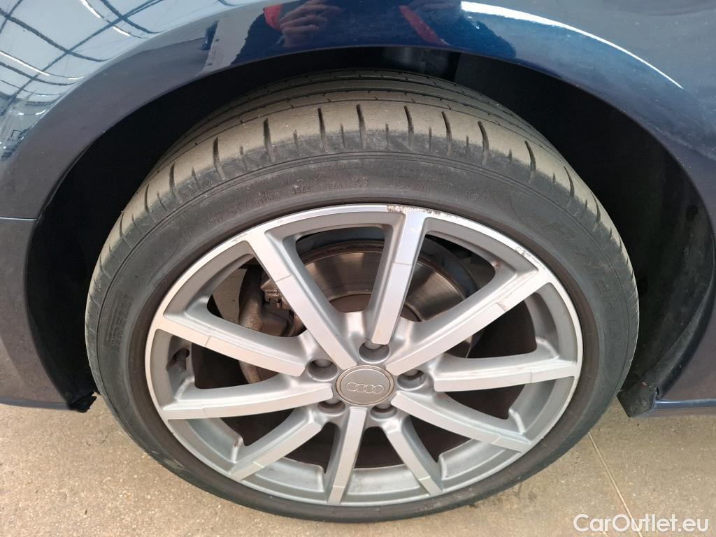  Audi  A3 AUDI  Sportback 5p Berline 30 TDI 116 S TRONIC DESIGN LUXE #1