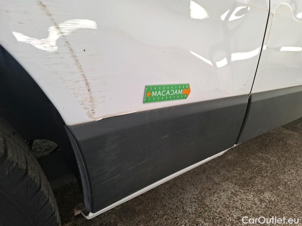  Renault  Trafic  III Fourgon L2H1 3T Confort 2.0 dCi 130CV BVM6 E6d #29