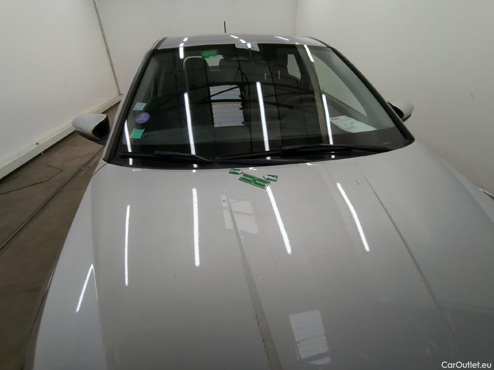  Hyundai  i20  Initia 1.2 85CV BVM5 E6d #22