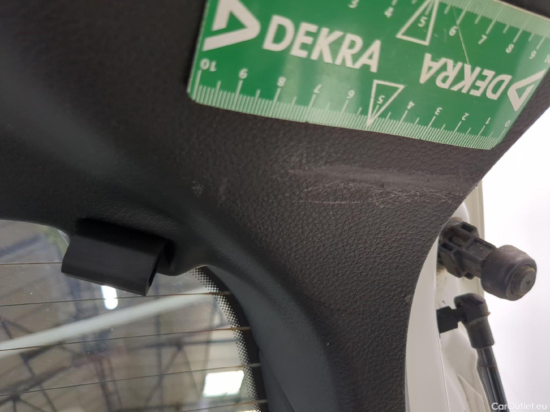  Nissan  Qashqai NISSAN  5p Crossover 1.6 DCI 130 N-Connecta #3