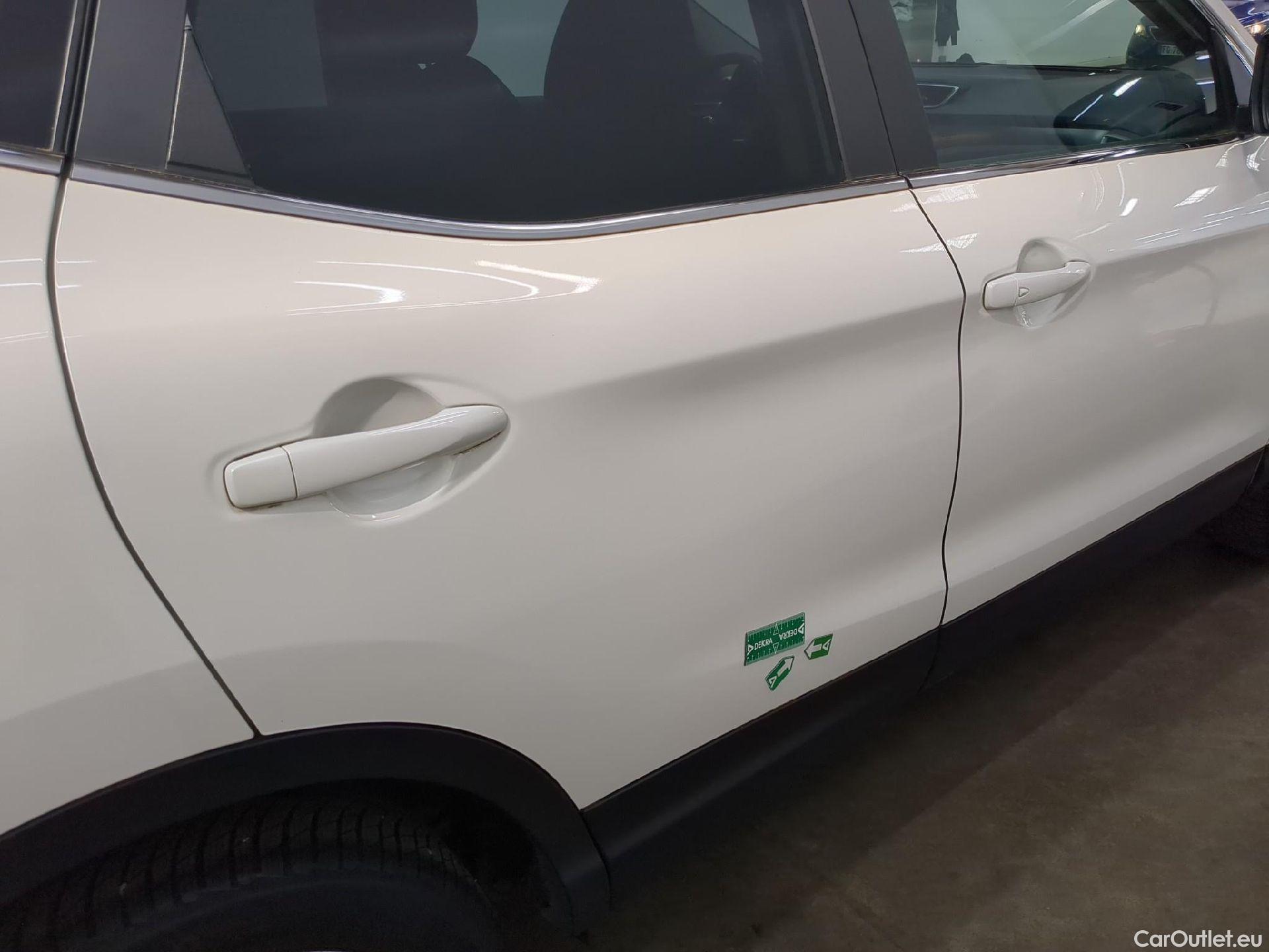  Nissan  Qashqai NISSAN  5p Crossover 1.6 DCI 130 N-Connecta #18