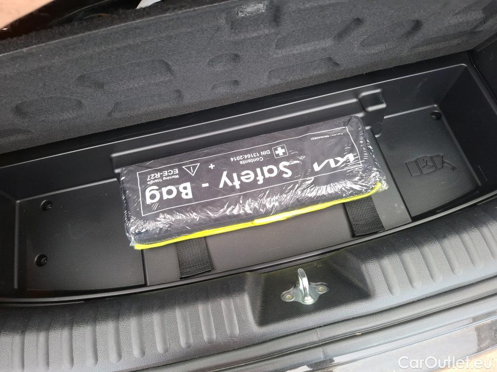  KIA  XCeed KIA  / 2022 / 5P / Crossover 1.6 GDI PHEV ACTIVE BUS DCT6 #10