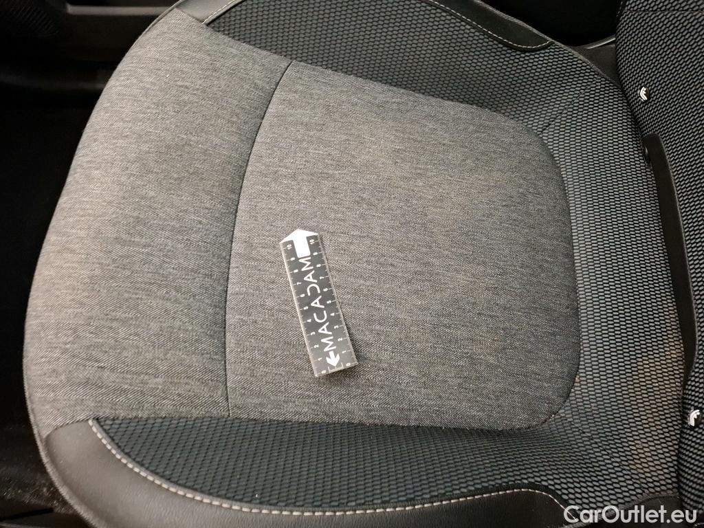  Renault  Captur  Intens 1.3 TCe 150CV BVM6 E6dT #51