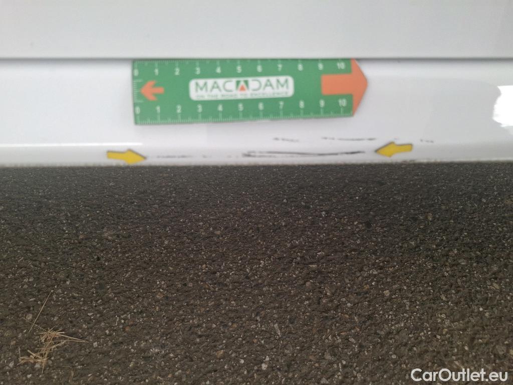  Peugeot  208 PEUGEOT  / 2023 / 5P / Berline PureTech 100 S&S Active #10