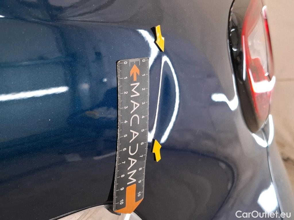  Renault  Captur  Intens 1.3 TCe 150CV BVA6 E6dT #18