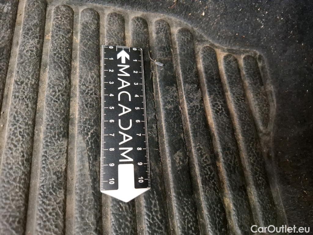  Renault  Captur  Intens 1.3 TCe 150CV BVM6 E6dT #34