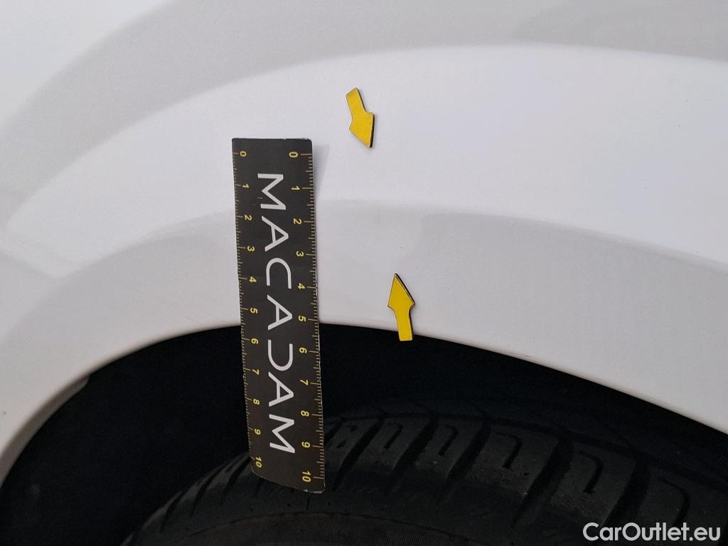  Peugeot  208  Premium 1.5 HDi 100CV BVM6 E6d #37