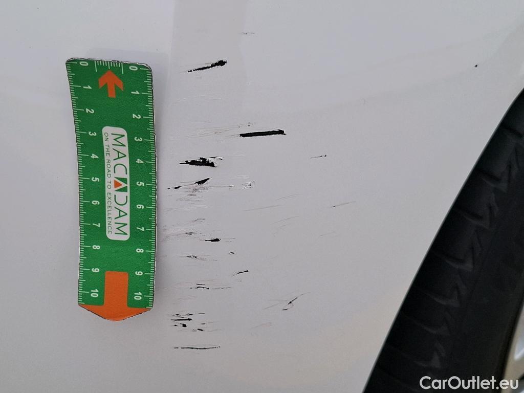  Peugeot  208  Premium 1.5 HDi 100CV BVM6 E6d #29