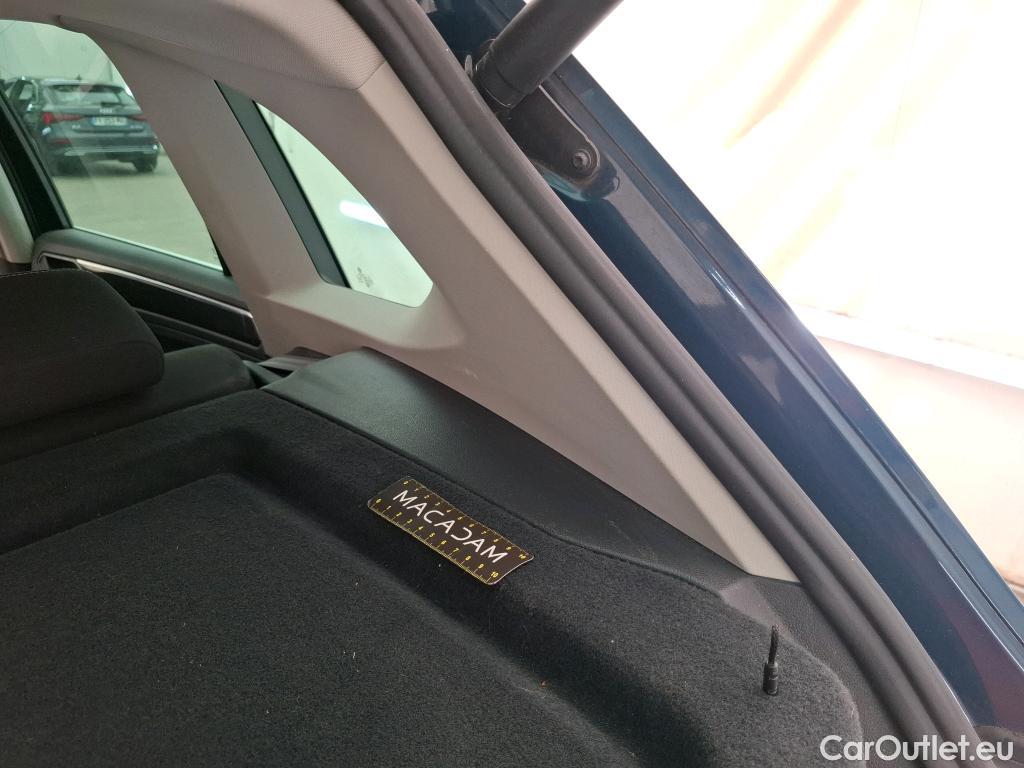  Volkswagen  Tiguan VOLKSWAGEN  / 2020 / 5P / SUV 1.4 eHybrid 245 DSG6 Elegance #14
