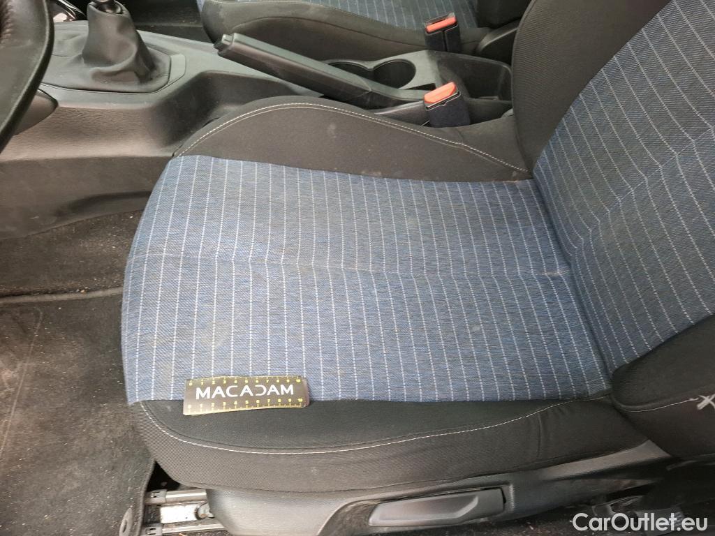  Peugeot  208  Premium 1.5 HDi 100CV BVM6 E6d #58