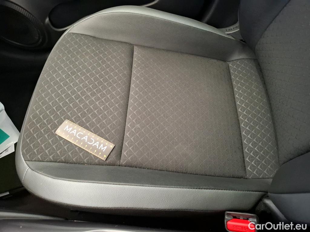  Nissan  Juke NISSAN  2019 5P Crossover Hybrid 143 Business+ #12