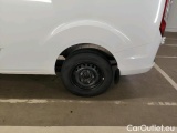  Ford  Transit  Custom 300L 2.0TD/96Kw A6 FWD Trend 96kW/130pk  4D/P Auto-6 - CO2 indicatief #36