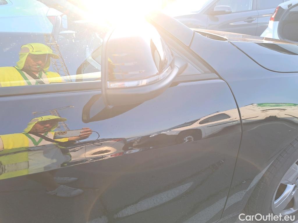  Bmw  Serie 1 BMW  / 2019 / 5P / berlina con portón 116d Business #19