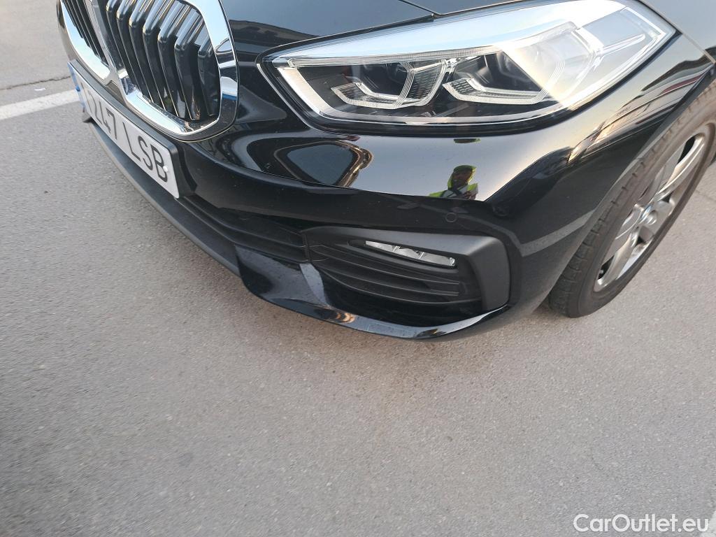 Bmw  Serie 1 BMW  / 2019 / 5P / berlina con portón 116d Business #1