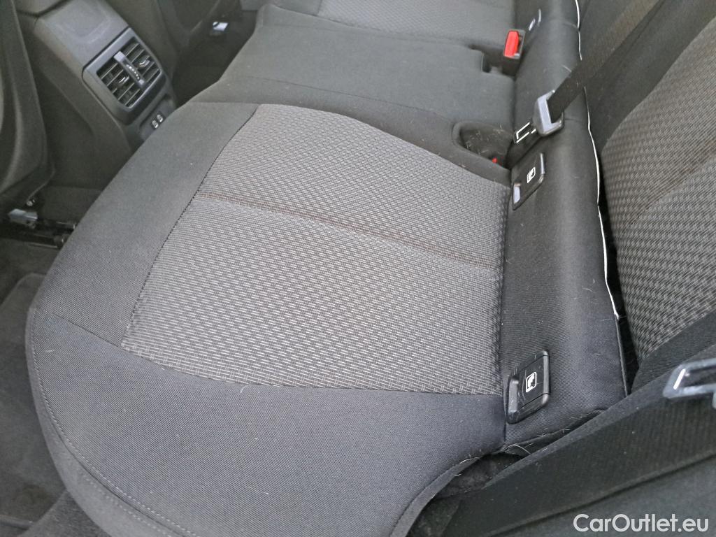  Bmw  Serie 1 BMW  / 2019 / 5P / berlina con portón 116d Business #5