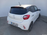 i10
