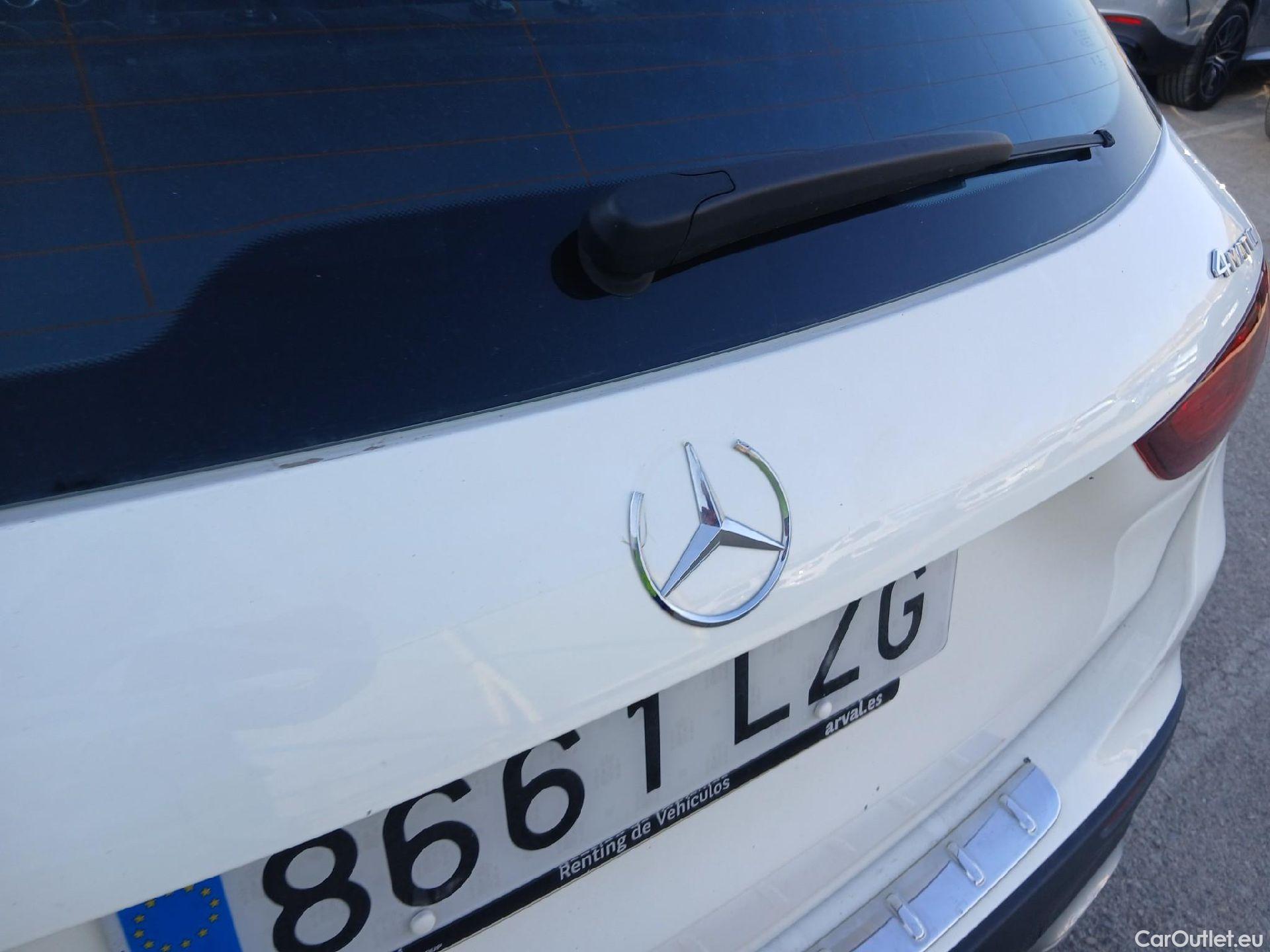  Mercedes  GLA MERCEDES-BENZ  / 2020 / 5P / todoterreno  200 D 4MATIC #11