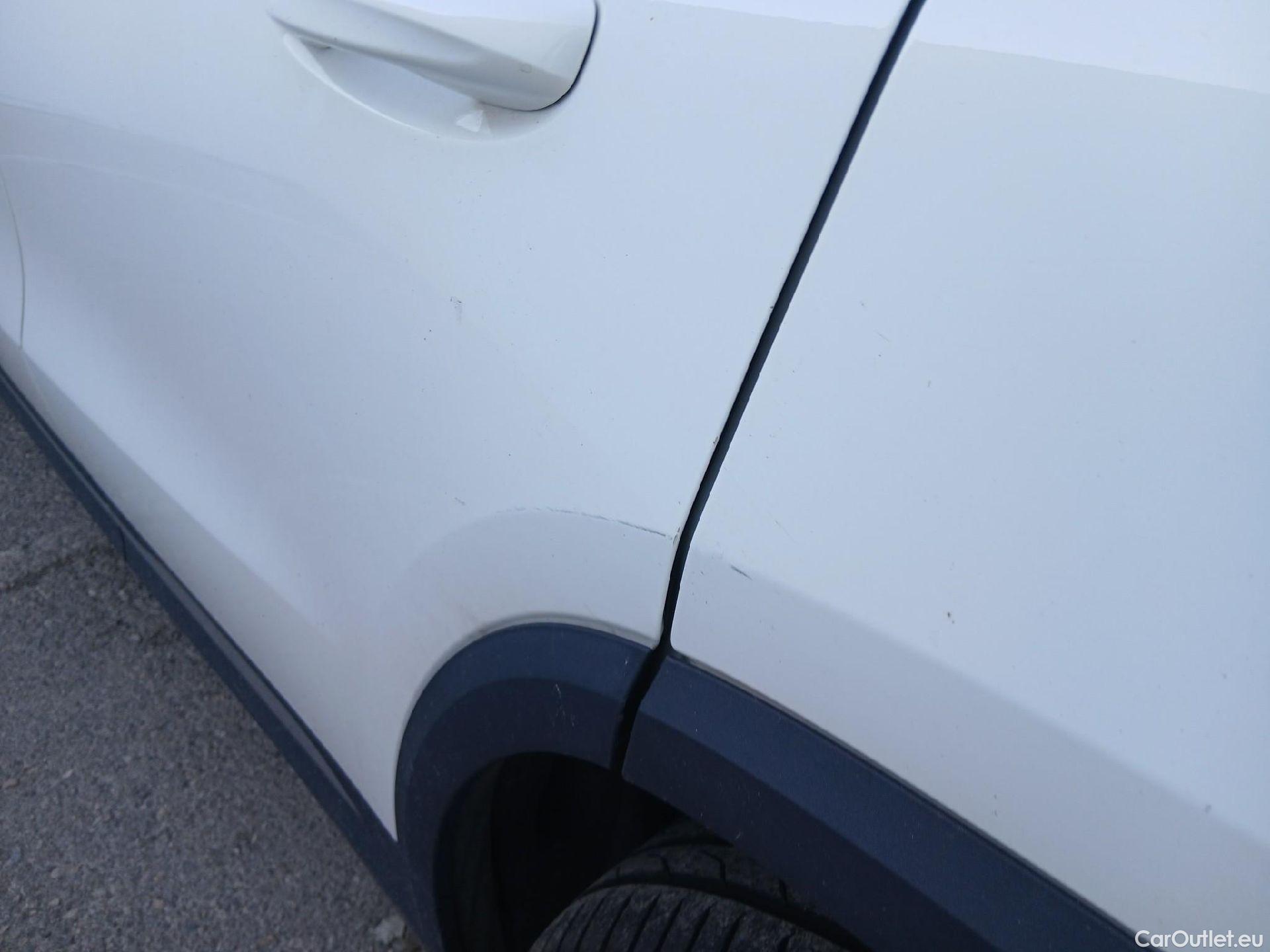 Mercedes  GLA MERCEDES-BENZ  / 2020 / 5P / todoterreno  200 D 4MATIC #10