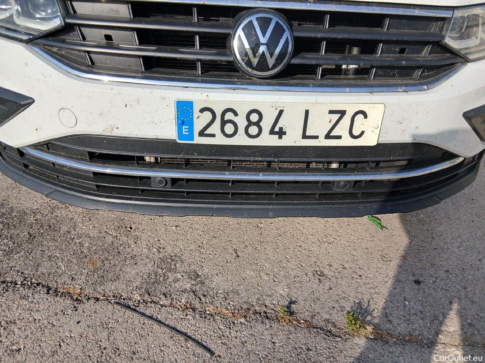  Volkswagen  Tiguan VOLKSWAGEN  / 2020 / 5P / todoterreno Life 1.5 TSI 110kW (150CV) DSG #8