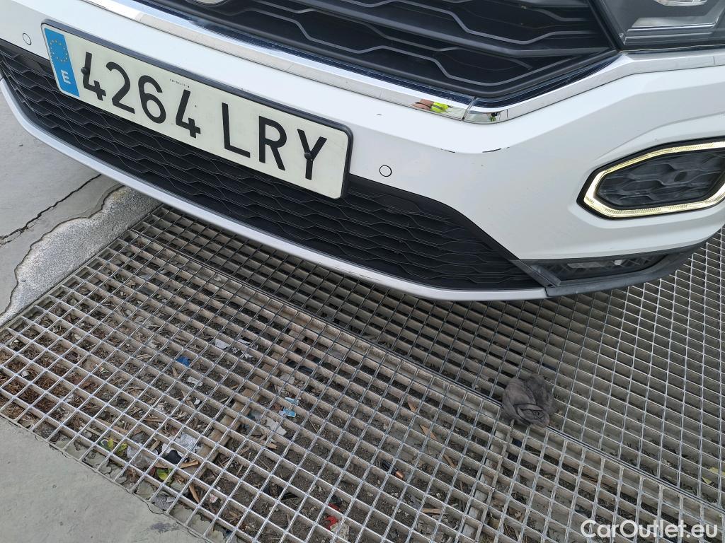  Volkswagen  T-ROC VOLKSWAGEN  / 2017 / 5P / todoterreno Advance 2.0 TDI 85kW (115CV) #18