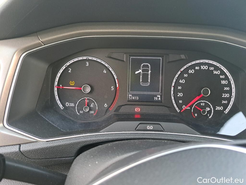  Volkswagen  T-ROC VOLKSWAGEN  / 2017 / 5P / todoterreno Advance 2.0 TDI 85kW (115CV) #34